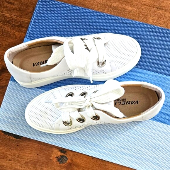 Vaneli Leather Yora Sport Shoes - Picture 8 of 8
